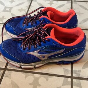 Mizuno Blue and bright pink Athletic Sneakers